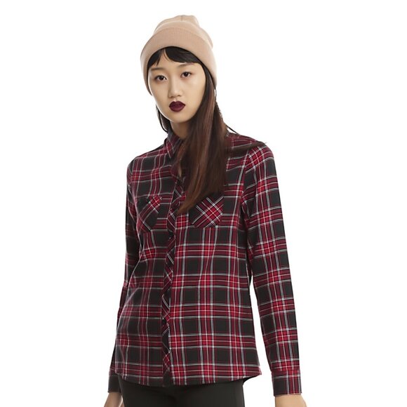Hot Topic ✦ Red & Black Plaid Skull Button-Up Shirt ✦ Studded Back Graphic NWT S - Picture 1 of 4